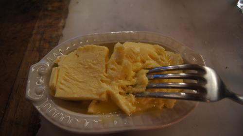 Beurre travaillé pour ajouter à la pâte